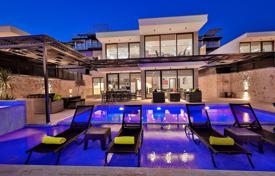 Красивая вилла с бассейном, террасами и видом на море, Калкан, Турция за $7 500 в неделю