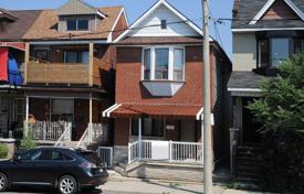 Дом в городе в Олд Торонто, Торонто, Онтарио,  Канада за C$1 527 000