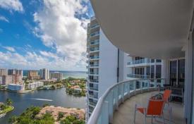 Современная квартира с видом на океан в резиденции на первой линии от набережной, Авентура, Флорида, США за $1 223 000