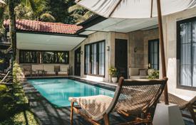 Великолепная вилла с бассейном и садом для сдачи в аренду с хорошей доходностью в Убуде, Гианьяр, Бали, Индонезия за 244 000 €