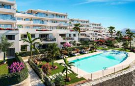 Четырехкомнатные апартаменты с видом на море рядом с полем для гольфа, Касарес, Испания за 686 000 €