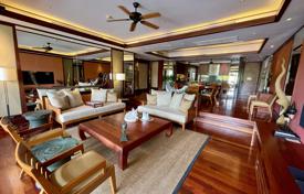 Меблированные апартаменты с бассейном и панорамным видом в 350 метрах от пляжа, Пхукет, Таиланд за 1 838 000 €