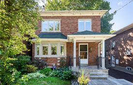 Дом в городе в Олд Торонто, Торонто, Онтарио,  Канада за C$2 215 000