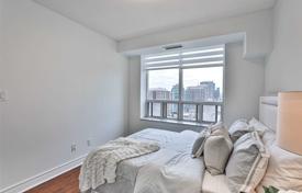 Квартира в Янг-стрит, Торонто, Онтарио,  Канада за C$1 144 000