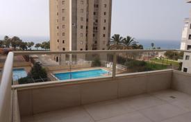 Современные апартаменты с балконом и видом на море, недалеко от пляжа, Нетания, Израиль за $562 000