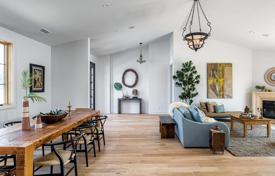 Меблированная вилла с просторными и светлыми комнатами, Лос-Анджелес, США за 2 624 000 €