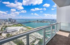 Современный дуплекс-пентхаус с видом на океан в резиденции на первой линии от пляжа, Майами, Флорида, США за 1 829 000 €