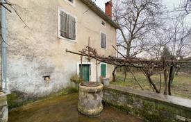 Дом Продается Истрийский каменный дом, Светвинченат за 320 000 €