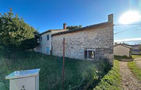 Дом Продается старый истрийский каменный дом, Тар за 135 000 €