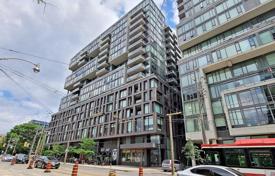 Квартира на Батерст-стрит, Торонто, Онтарио,  Канада за C$758 000