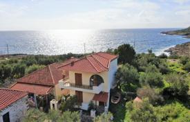 Очаровательная вилла рядом с морем в Кардамили, Пелопоннес, Греция за 280 000 €
