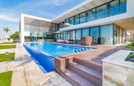 Элитная вилла с бассейном и прямым выходом на пляж, Дубай, ОАЭ за $22 258 000