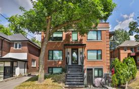 Квартира на Батерст-стрит, Торонто, Онтарио,  Канада за C$1 190 000