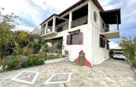 Трёхэтажная вилла с садом и парковкой недалеко от пляжа на Пелопоннесе, Греция за 240 000 €