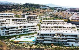 Пентхаус с видом на море и большой террасой рядом с пляжем, Эстепона, Испания за 440 000 €