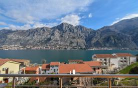 Элегантная трехкомнатная квартира с видом на море и горы в Муо, Котор, Черногория за 350 000 €