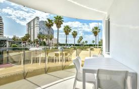 Стильная четырёхкомнатная квартира рядом с пляжем в Кальпе, Аликанте, Испания за 725 000 €