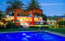 Красивая вилла с бассейном, садом и зонами отдыха рядом с полями для гольфа, Кейптаун, ЮАР за $1 670 000