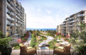 Новый жилой комплекс рядом с пристанью для яхт, в резиденции с бассейнами, конным клубом, ресторанами, Стамбул, Турция за От $699 000