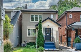 Дом в городе в Олд Торонто, Торонто, Онтарио,  Канада за C$1 728 000
