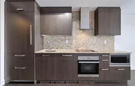 Квартира в Янг-стрит, Торонто, Онтарио,  Канада за C$858 000
