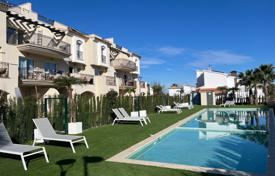 Современная квартира в комплексе с бассейном, Дения, Аликанте, Испания за 315 000 €