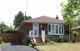 Дом в городе на Нельсон-стрит, Торонто, Онтарио,  Канада за C$985 000