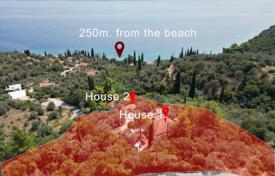 Два дома с садом всего в 250 м от моря на Пелопоннесе, Греция за 250 000 €