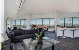 Двухуровневые апартаменты в элитном комплексе с широким спектром услуг, Лос-Анджелес, США за 4 591 000 €