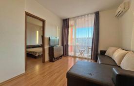 Квартира с 1 спальней в семейном комплексе в южной части курорта Солнечный Берег за 53 000 €