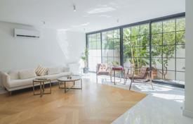 Просторная квартира с собственным садом в Ларе, Анталия за $603 000