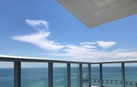 Просторная квартира с видом на океан в резиденции на первой линии от пляжа, Санни Айлс Бич, Флорида, США за $1 242 000