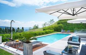 Роскошные апартаменты со спа и бассейном на озере Гарда, Ломбардия, Италия. Цена по запросу