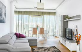 Квартира с видом на море в элитной резиденции со спа-центром, в 30 метрах от моря, в центре Будвы, Черногория за 250 000 €