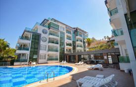 Меблированная квартира в резиденции с двумя бассейнами, в 600 метрах от моря, Кестель, Турция за $150 000