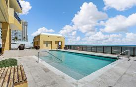 Современные апартаменты с видом на океан в резиденции на первой линии от пляжа, Санни Айлс Бич, Флорида, США за 666 000 €
