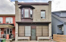 Дом в городе на улице Дафферин, Торонто, Онтарио,  Канада за C$1 323 000