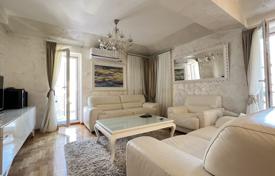 Меблированная квартира с гаражом и двумя террасами, Будва, Черногория за 335 000 €
