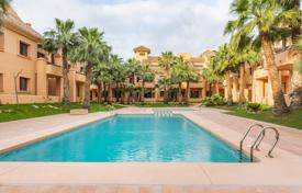 Меблированные апартаменты с парковкой и террасой в жилом комплексе с бассейном и садом, Лос-Алькасарес, Испания за 133 000 €