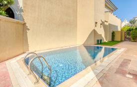 Вилла с басейном, садом и собственным пляжем в престижном районе Пальма Джумейра, Дубай, ОАЭ за $8 500 в неделю