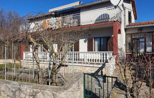 8-комнатный дом 270 м² в Лабине за 399 000 €