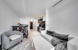 Квартира на Питер-стрит, Олд Торонто, Торонто,  Онтарио,   Канада за C$941 000