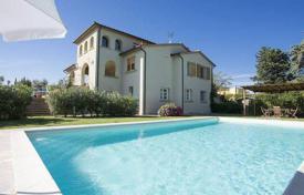 Новая трехэтажная вилла с бассейном в Биббоне, Тоскана, Италия за 1 250 000 €