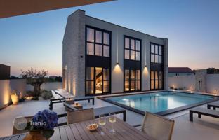 5-комнатный дом 168 м² в Задарской жупании за 830 000 €