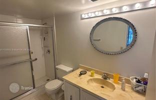2-комнатная квартира в кондо 112 м² в Халландейл Бич за $330 000