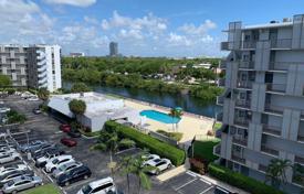 2-комнатные апартаменты в кондо 100 м² в Майами, США за $320 000