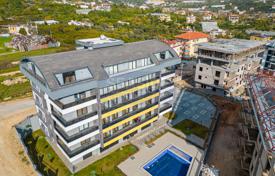 Меблированная квартира с двумя балконами, недалеко от центра города и моря, Оба, Турция за $292 000