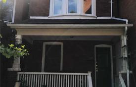 Дом в городе в Олд Торонто, Торонто, Онтарио,  Канада за C$1 471 000