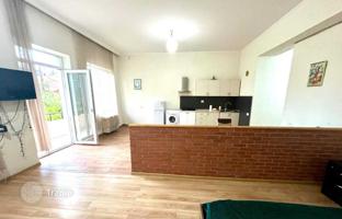 12-комнатный дом 500 м² в Сабуртало за $485 000