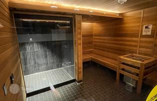 5-комнатная квартира в Янг-стрит за C$1 017 000